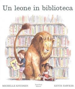 UN LEONE IN BIBLIOTECA