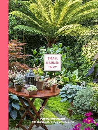 SMALL GARDEN ENVY